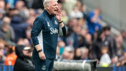 卡瓦尼助比利亚雷亚尔逆转曼联，德赫亚失误送点球